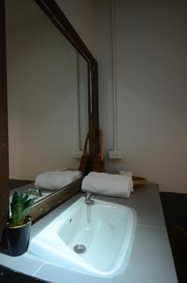 Aparthotel Suandok History House Chiang Mai Esterno foto