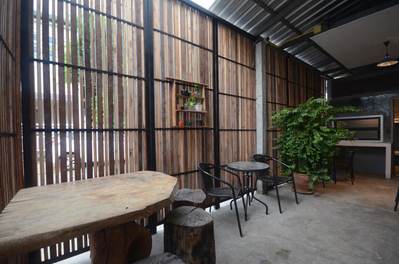 Aparthotel Suandok History House Chiang Mai Esterno foto