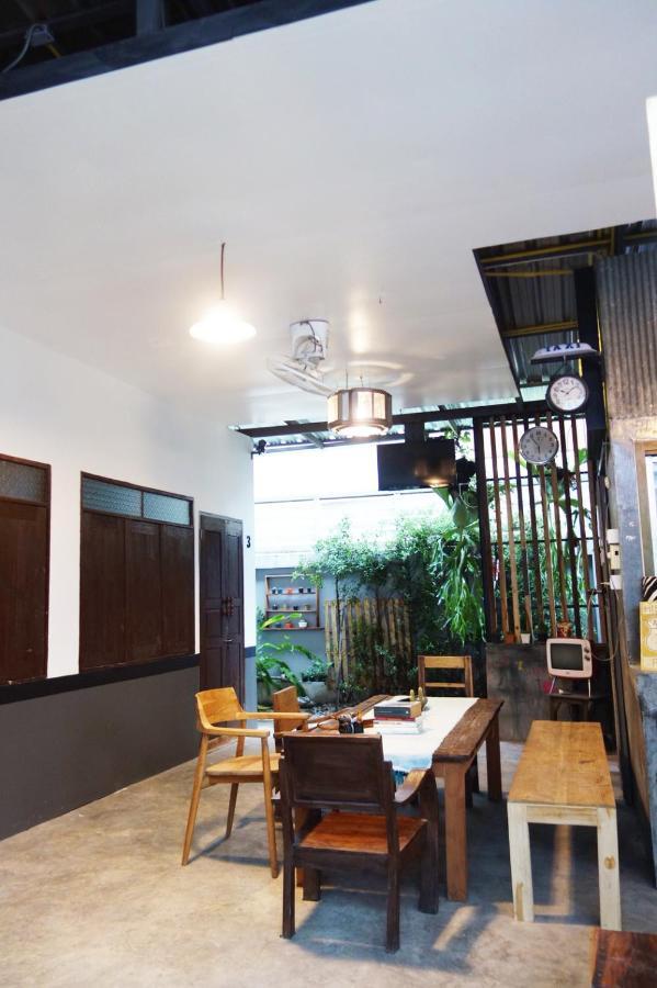 Aparthotel Suandok History House Chiang Mai Esterno foto